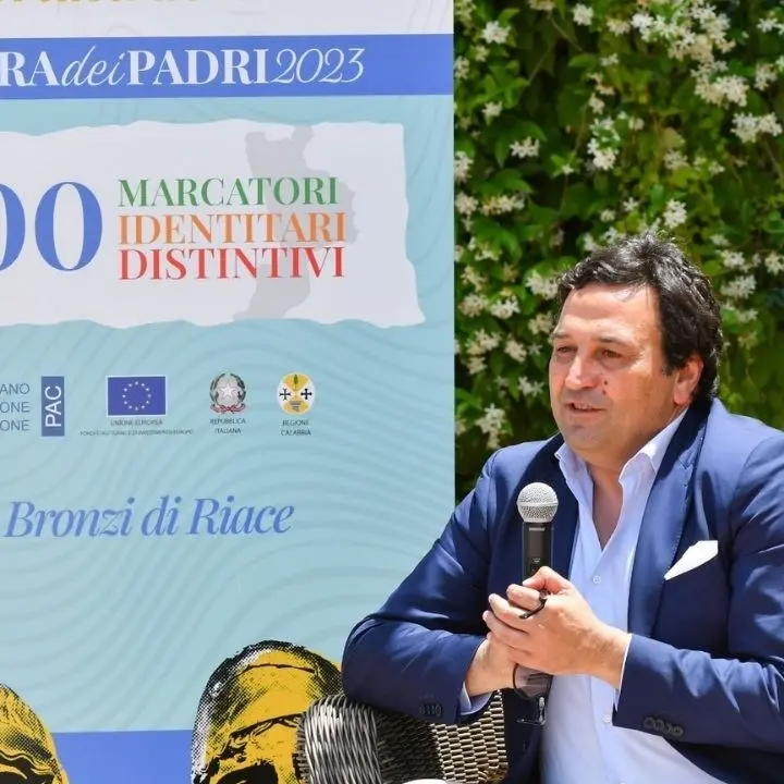 Orsomarso “ringrazia” il Tesoro di Talarico (invece che Alarico): «L’errore ci ha fatto pubblicità»