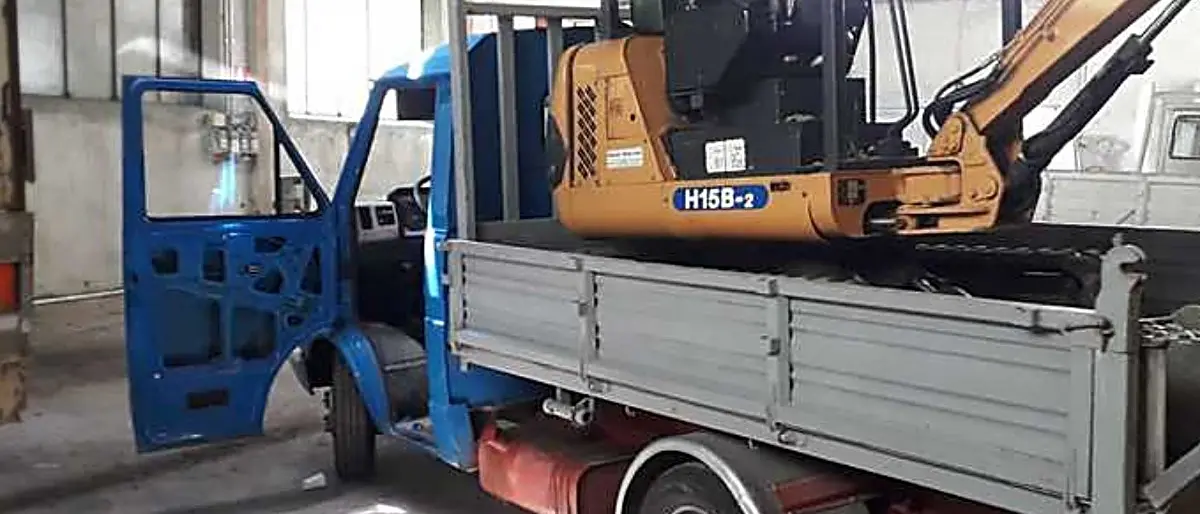 Acri, mezzi rubati ritrovati in un capannone della Provincia di Cosenza