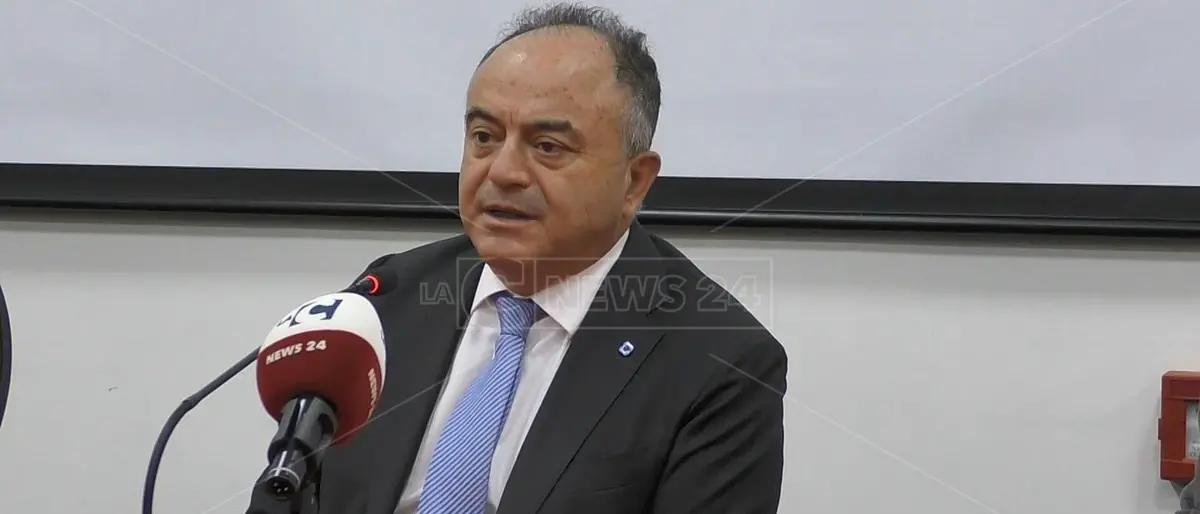 Comuni sciolti per mafia, Gratteri: «In Calabria la situazione è allarmante»