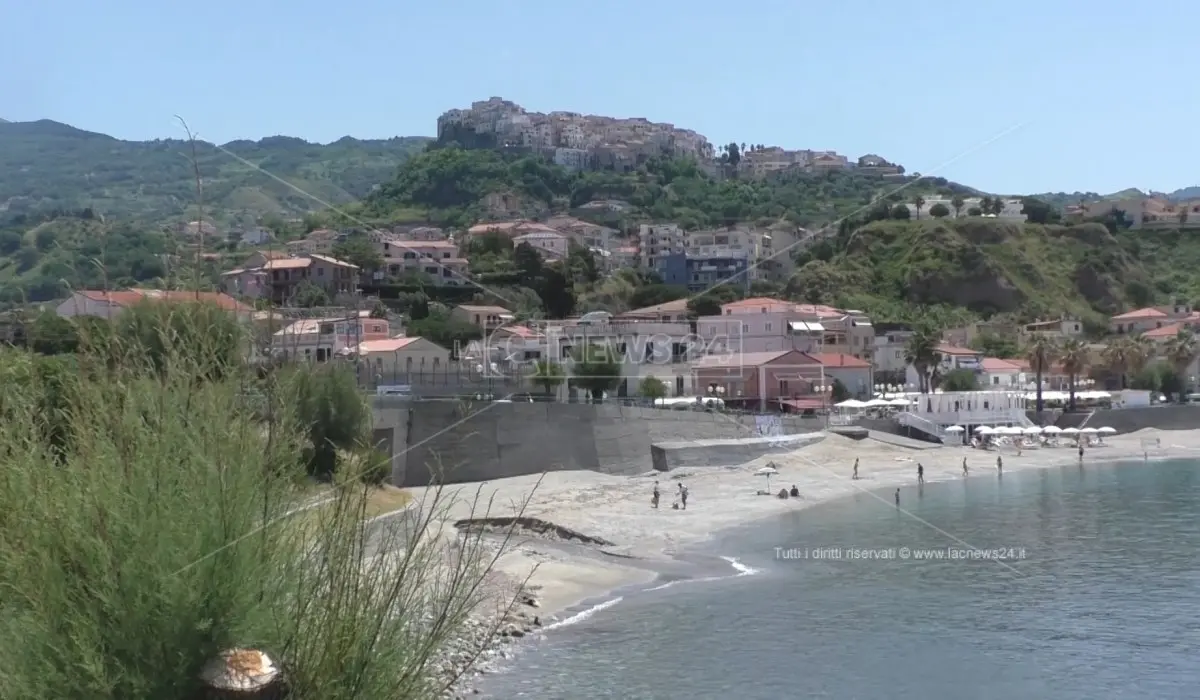 Buttafuori ferito a Belvedere Marittimo, i titolari del locale si costituiranno parte civile