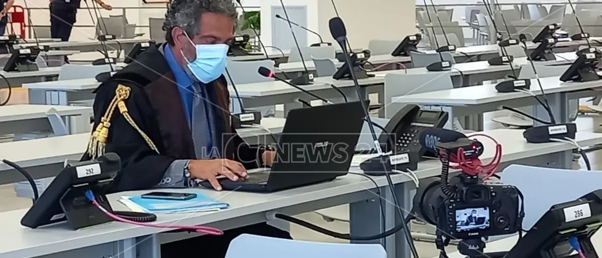 Rinascita Scott, Mantella: «Sentivo i topi nelle vene, prima di collaborare mi fingevo pazzo»