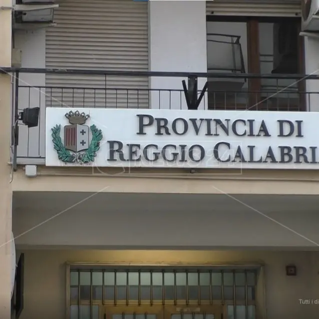 Niente nuova sede per il centro per l'impiego di Reggio Calabria che rischia di chiudere già da venerdì