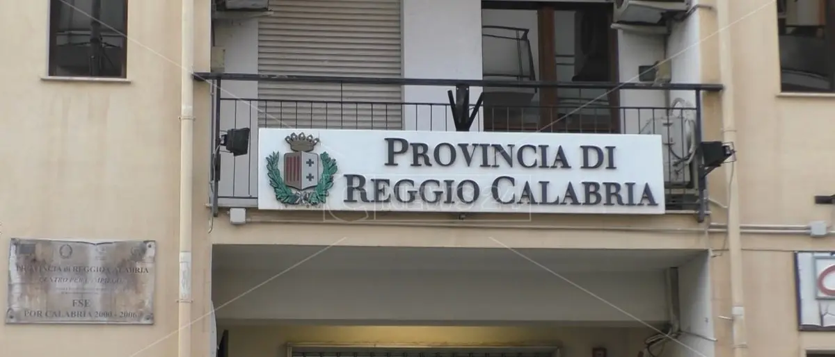 Niente nuova sede per il centro per l'impiego di Reggio Calabria che rischia di chiudere già da venerdì
