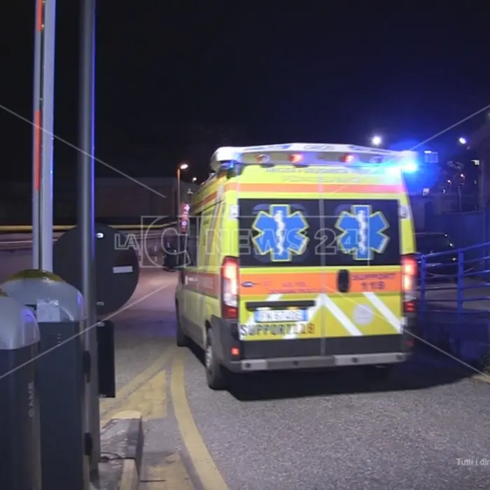 Incidente stradale a Spezzano Sila, in gravi condizioni un sedicenne