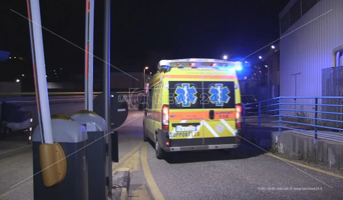 Incidente stradale a Spezzano Sila, in gravi condizioni un sedicenne