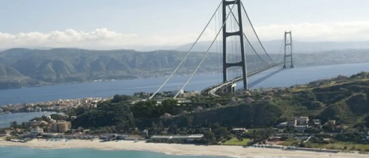 Ponte sullo Stretto, l’annuncio di Giannetta (Fi): «Si farà con i fondi Recovery, una vittoria»