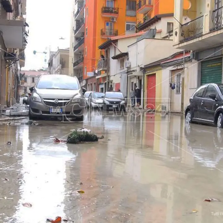 Alluvione a Crotone, da Unioncamere 350mila euro per le imprese danneggiate