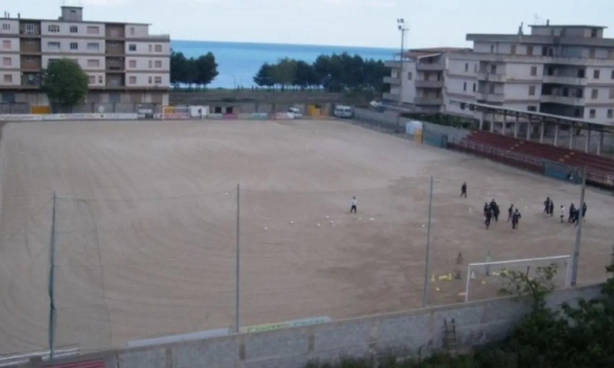 Eccellenza, a rischio il futuro della Bovalinese: «Strutture inadeguate per il calcio»