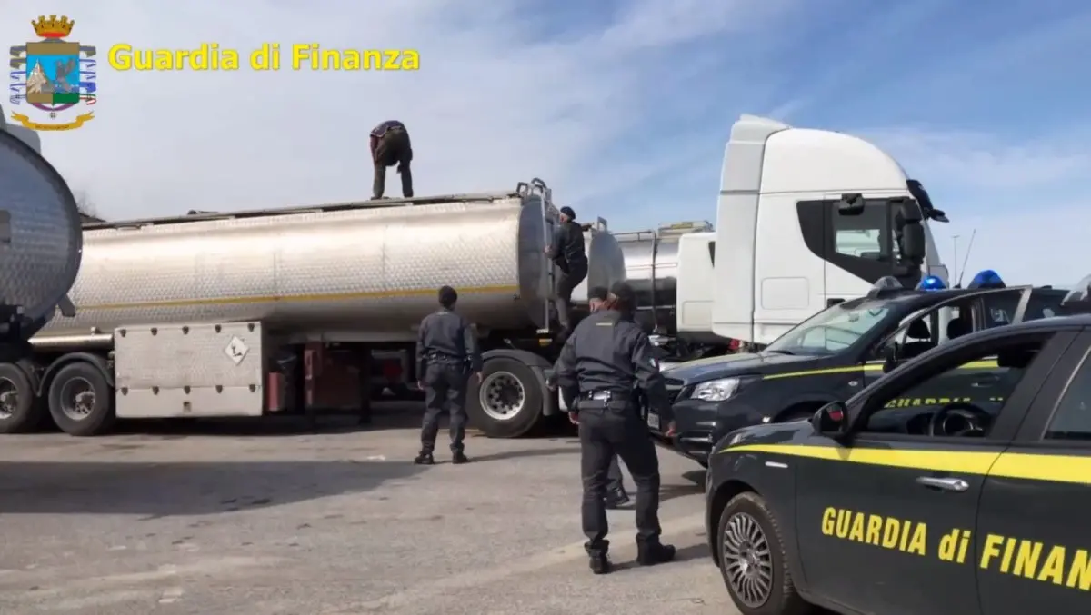 Petrol mafie: l’inchiesta su riciclaggio e frode si chiude con 213 indagati: NOMI