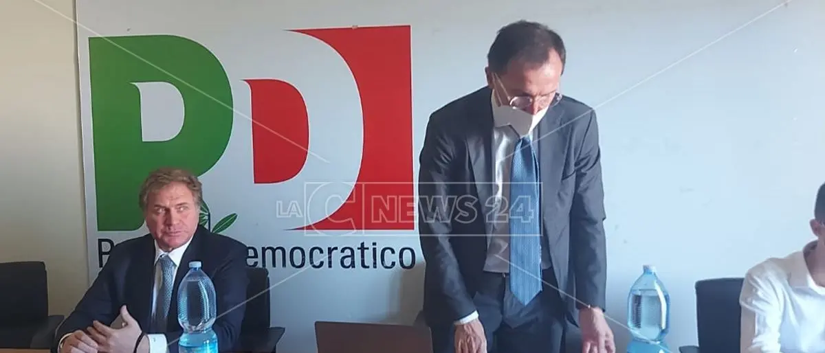 Pd Calabria, ora si cerca una “figura politica” da candidare. Boccia arriva a Cosenza