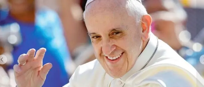 Papa Francesco, prima notte in ospedale dopo l’intervento: «Ha reagito bene»