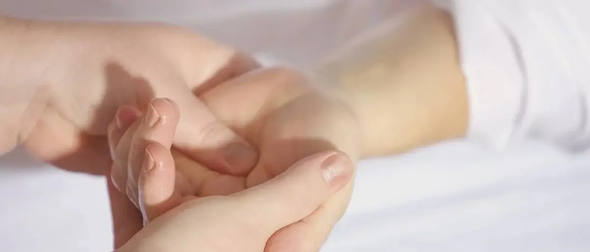 Disabilità, la denuncia di due genitori: «Nostra figlia non ammesa in struttura di cura anche se vaccinata»