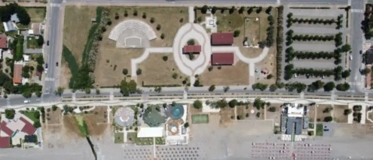 Corigliano Rossano, assegnazione chioschi sul lungomare: caos in Comune