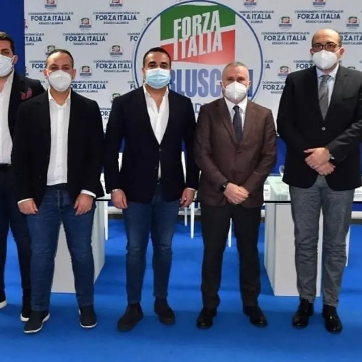 Emendamento Fi su tirocinanti, i consiglieri forzisti di Reggio: «Risultato storico»