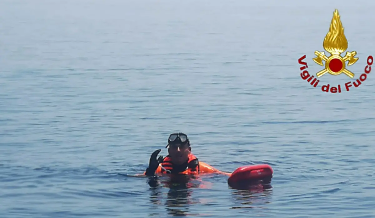 Sub disperso a Crotone, trovata la maschera ma ricerche ancora senza esito