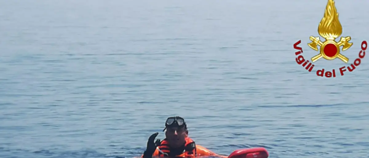 Sub disperso a Crotone, trovata la maschera ma ricerche ancora senza esito