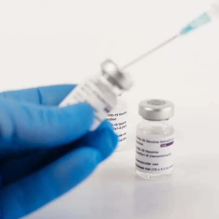 Covid, da lunedì al via le vaccinazioni in farmacia anche in Calabria