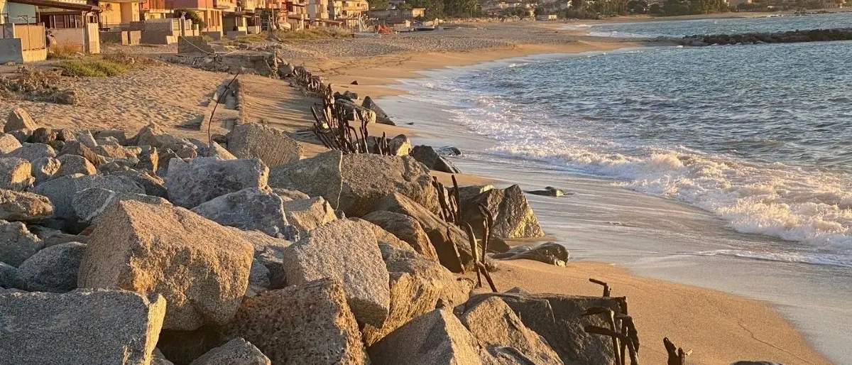 Vibo Marina, conclusi i lavori sulla spiaggia del quartiere Pennello: la nota del Comune