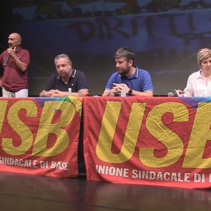 I tirocinanti calabresi alzano la voce: «Basta proroghe, adesso è l'ora della contrattualizzazione»