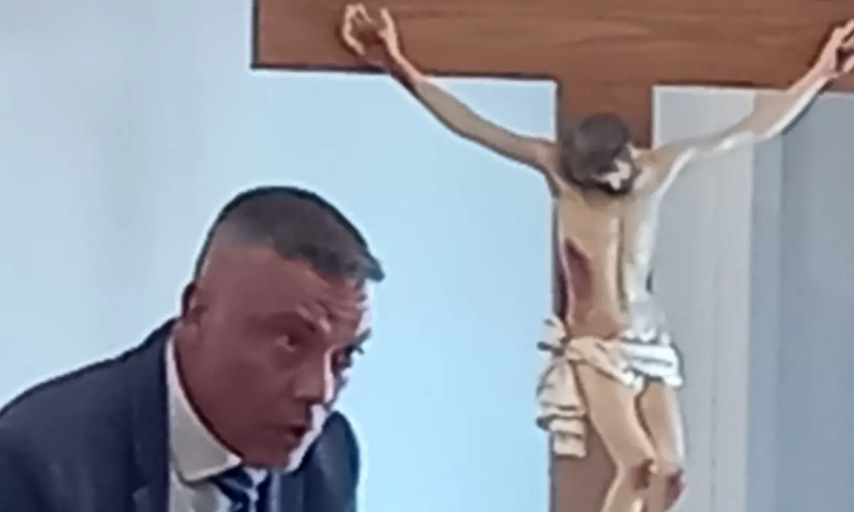 Comune Catanzaro, Consiglio secondo copione: Battaglia si dimette e Manuela Costanzo tuona in Aula