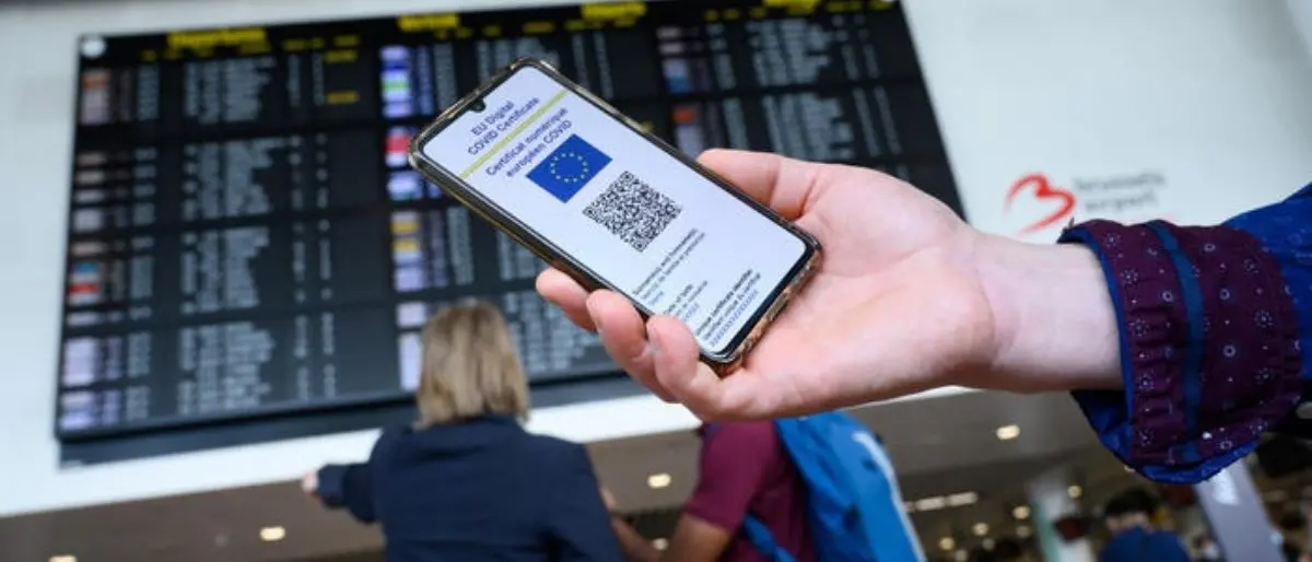 Green pass per locali, treni e cinema: in Italia come in Francia? Si accende il dibattito