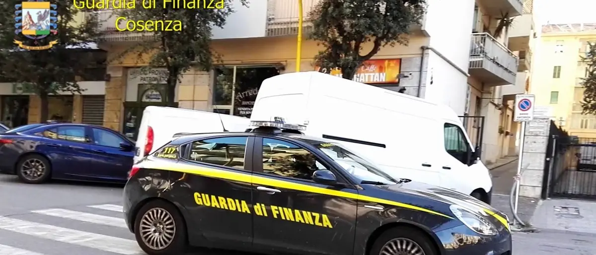 Fallimento Banca dei due mari di Calabria: 33 indagati nel Cosentino