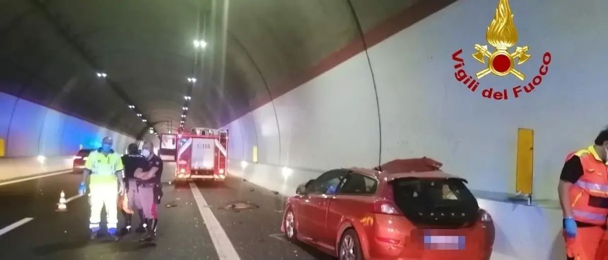 Incidente sull'A2 nel Cosentino, un morto e un ferito trasportato in elisoccorso