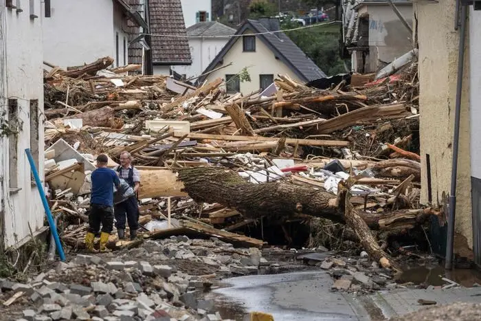 Catastrofe maltempo in Germania: il bilancio delle vittime sale a 100, oltre 1300 dispersi