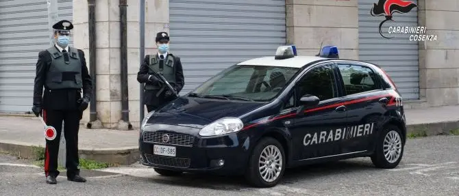Continua l'escalation criminale a Corigliano Rossano: perquisizioni dei carabinieri nel centro storico