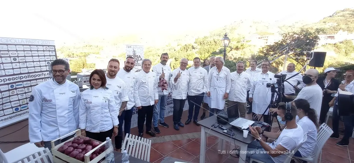 Tropea cipolla party, si prosegue con successo tra dibattiti e cooking show