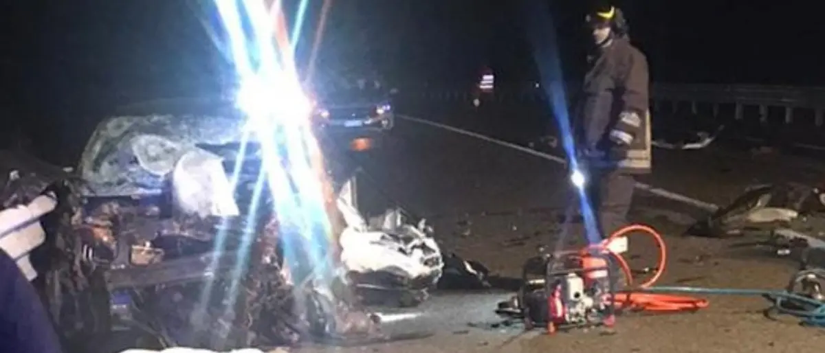Corigliano-Rossano, incidente mortale sulla 106: perdono la vita due ragazzi