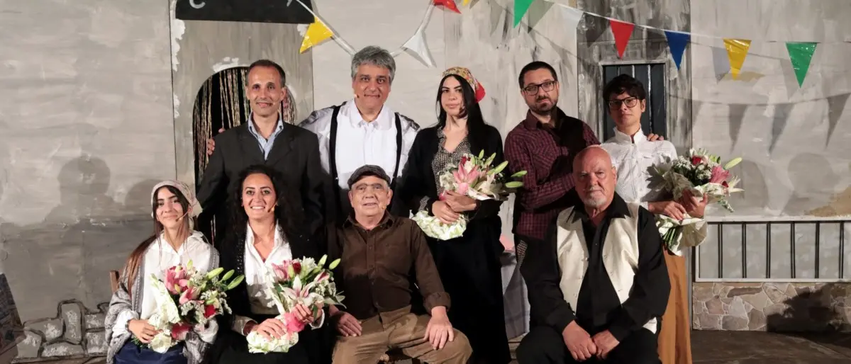 Applausi per lo spettacolo “Diciassette case” sulla rinascita di Castrolibero dopo il sisma del 1905