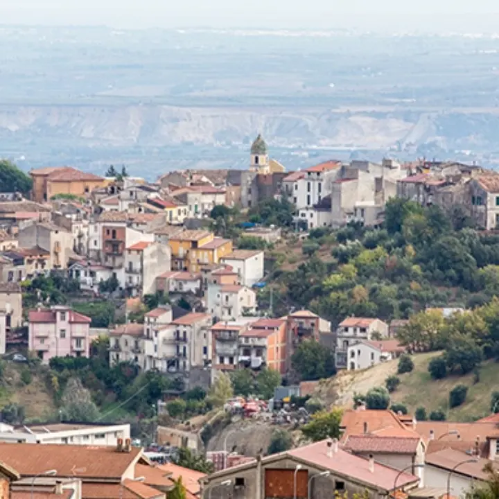 Covid Calabria, casi in aumento nel Cosentino: campi estivi sospesi in due Comuni