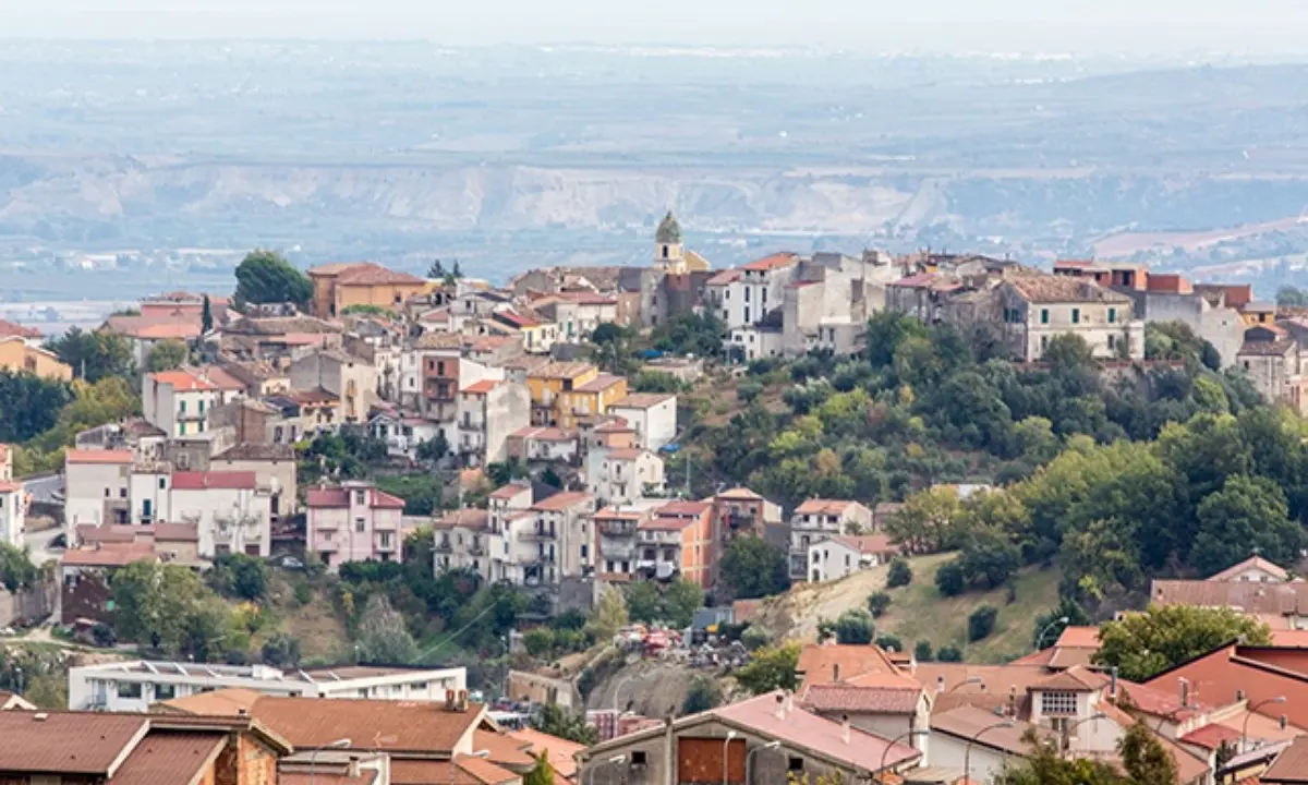 Covid Calabria, casi in aumento nel Cosentino: campi estivi sospesi in due Comuni