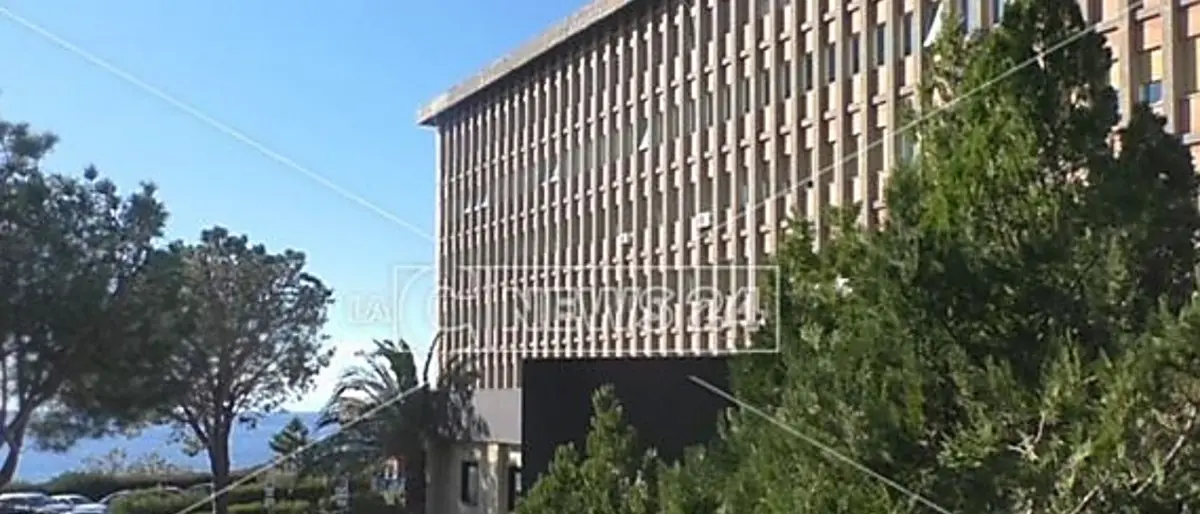 Ospedale di Paola, in Radiologia «macchinari fuori uso da più di due settimane»