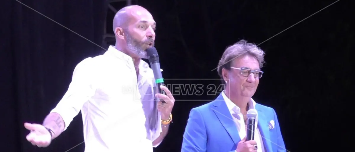 Roccella Jonica, risate e musica nel segno della legalità e contro le mafie