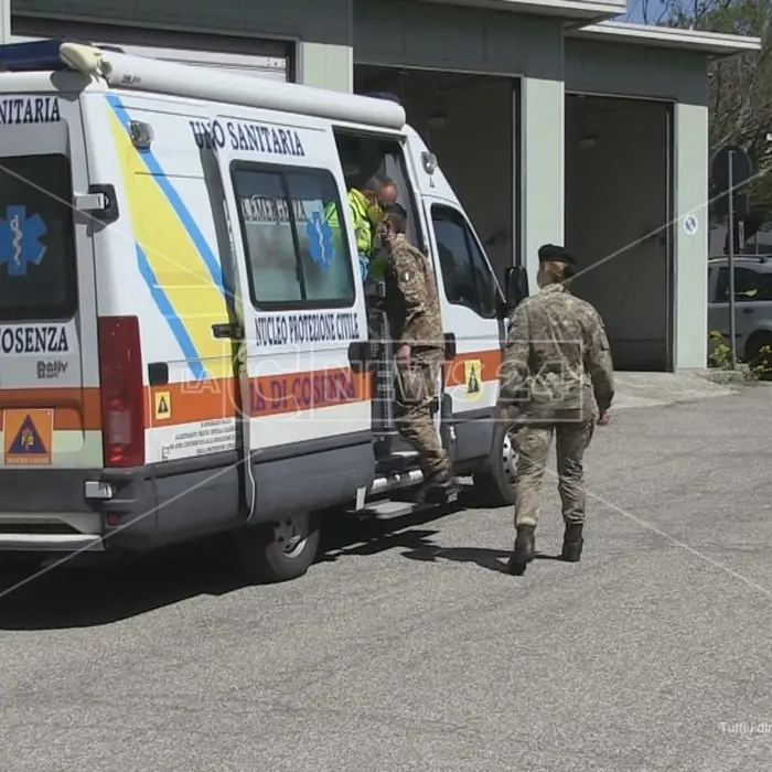 Covid Calabria: coprifuoco a Colosimi, boom di vaccinazioni a Terranova da Sibari