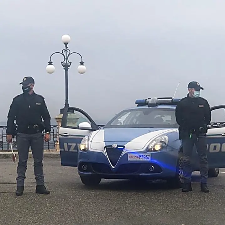 Incendio doloso e furti di auto, la polizia arresta tre reggini in due operazioni