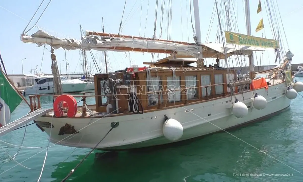 Mare inquinato, Goletta Verde: otto i punti fortemente inquinati in Calabria