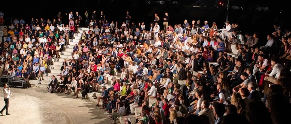 Ricadi, dopo un anno di stop torna a rivivere il teatro di Avvistamenti: al via la quinta edizione