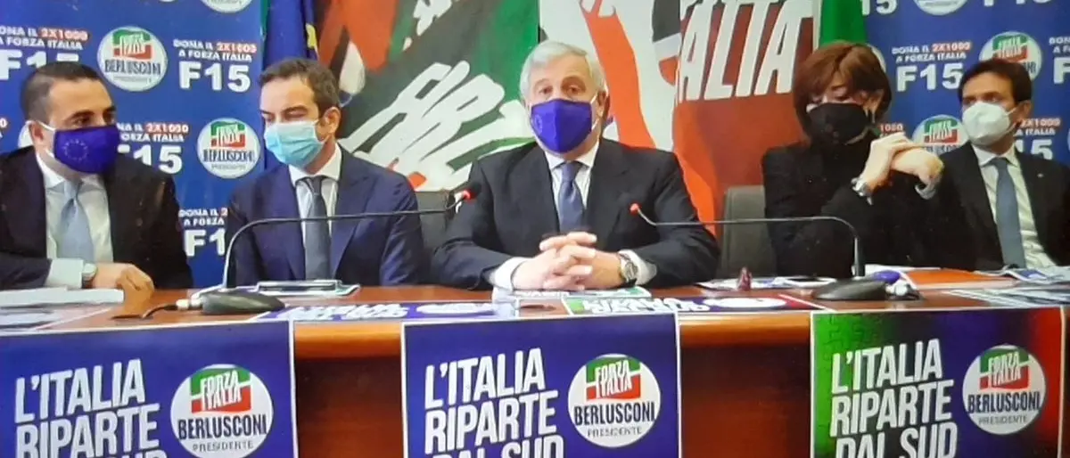 Elezioni Calabria, centrodestra e Forza Italia favoriti ma nel partito del Cav c’è sempre più maretta