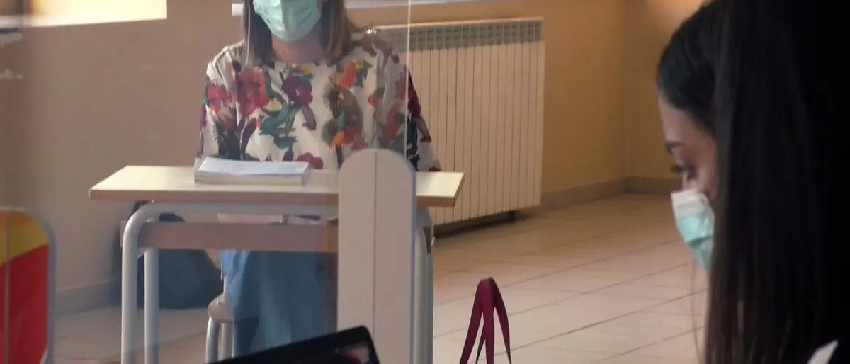 Covid e scuola, da Cosenza l’appello di un preside: «Vaccinatevi, a settembre dobbiamo essere in presenza»