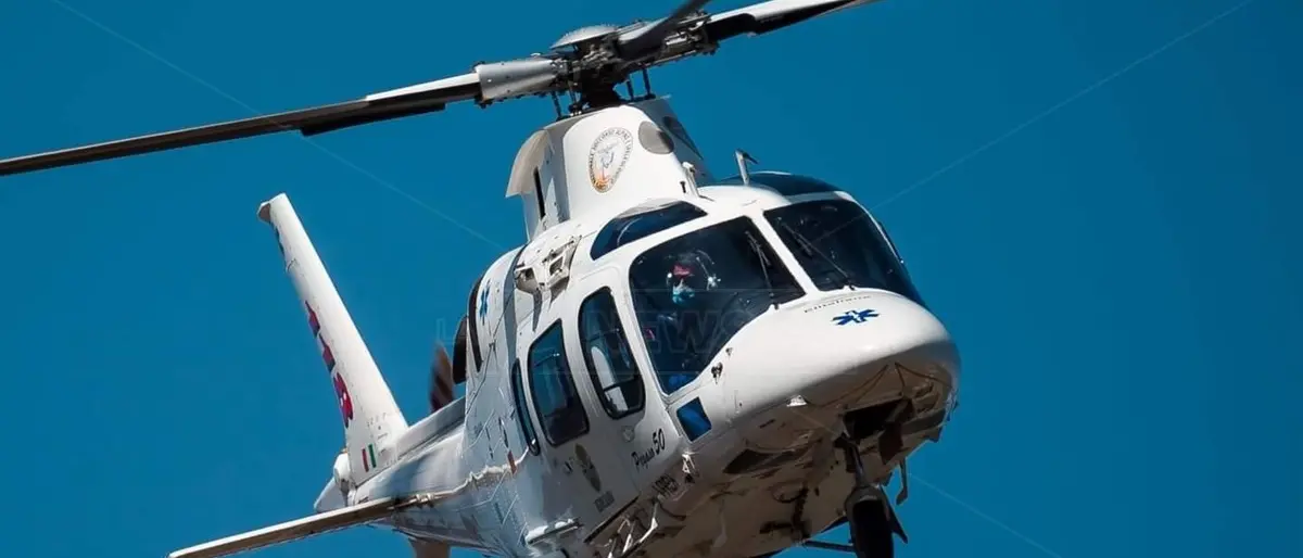 Incidente a San Lucido, tre persone ferite: una è grave