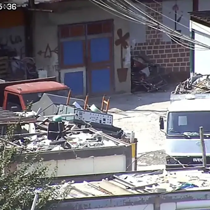 Traffico illecito di rifiuti tra Calabria e Campania, 58 indagati: la Dda chiude il cerchio - NOMI