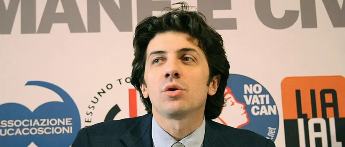 Referendum eutanasia, Cappato: in Calabria raccolte 6mila firme. Pace fatta con il Comune di Reggio