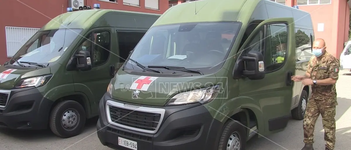 Cosenza, troppo caldo al centro vaccinale dell’Esercito: deciso il trasferimento a via degli Stadi