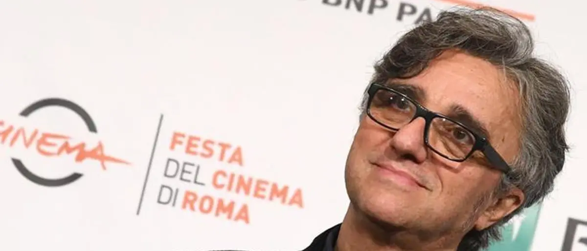 Malore durante un concerto per il cantante degli Stadio Curreri, è in terapia intensiva