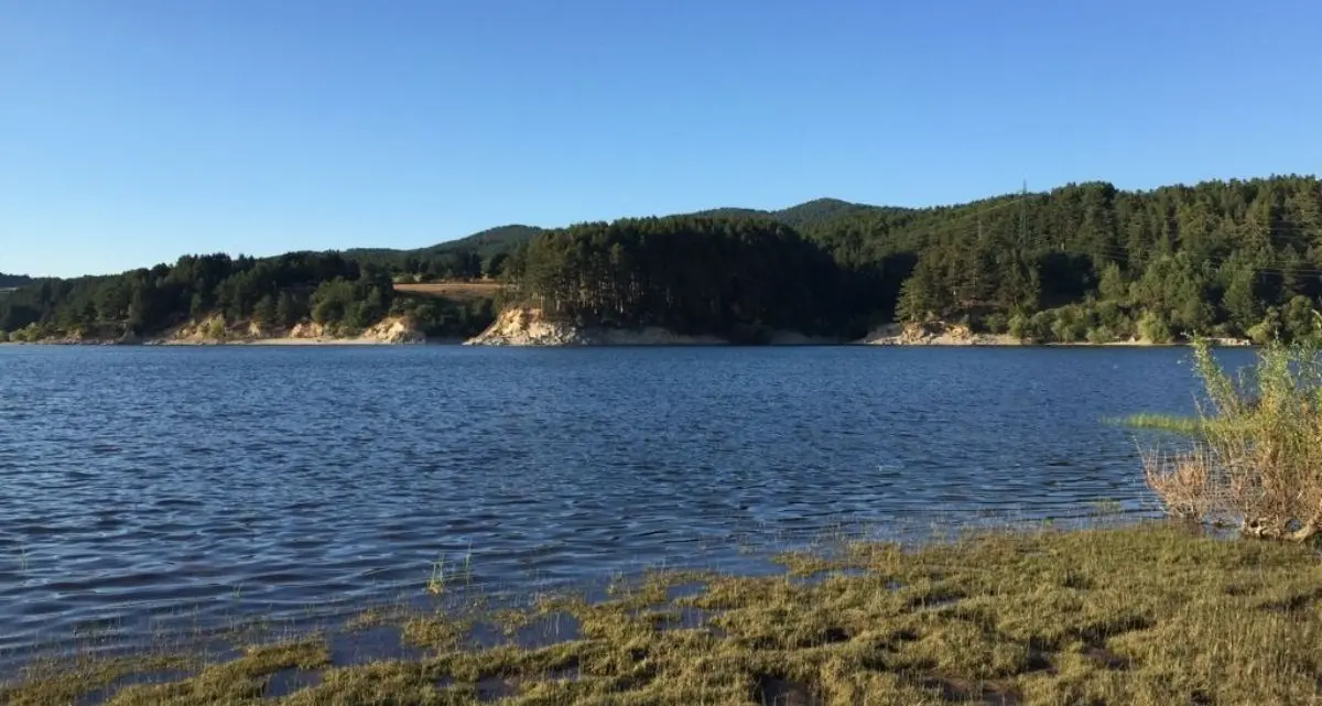 Lago Cecita, nuova legge sulla navigabilità: svolta per turismo e sviluppo\n