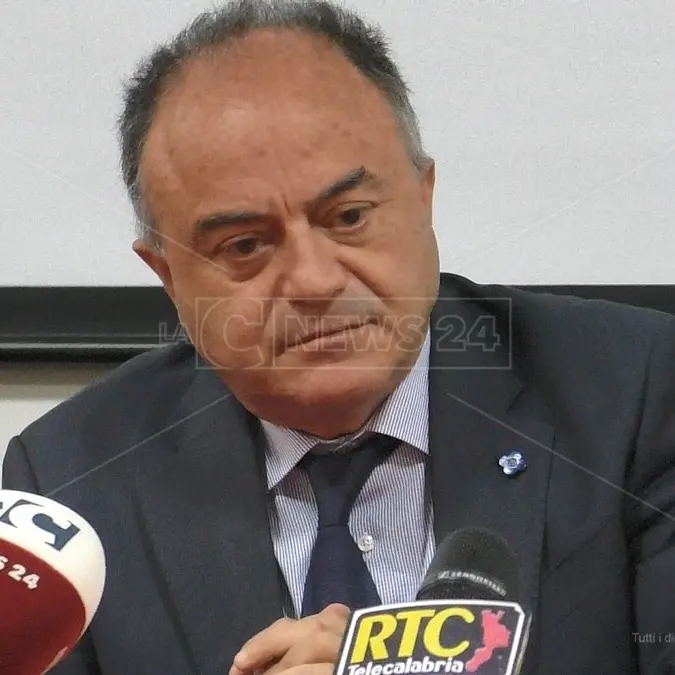 Gratteri fuori dalla corsa per la Procura di Milano: il ritiro all’ultimo momento