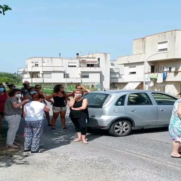 Crisi idrica a Vibo Marina, i cittadini in protesta bloccano la statale